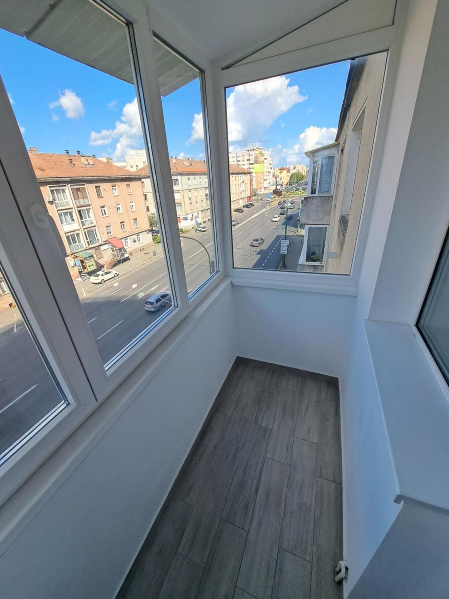 Garsoniera La Bulevard Braşov Exterior foto